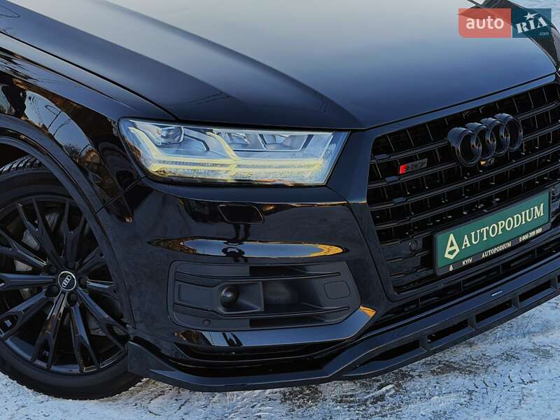 Внедорожник / Кроссовер Audi Q7 2018 в Киеве