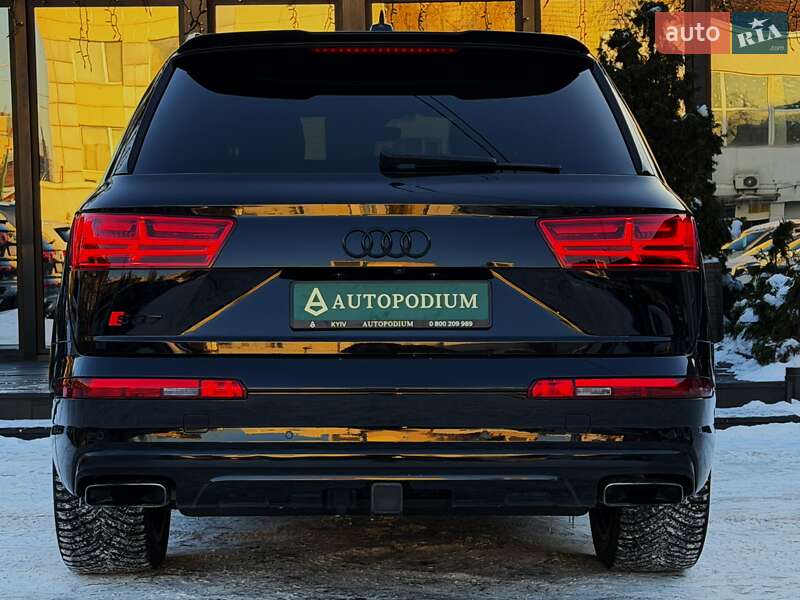 Внедорожник / Кроссовер Audi Q7 2018 в Киеве