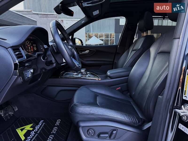 Внедорожник / Кроссовер Audi Q7 2018 в Киеве