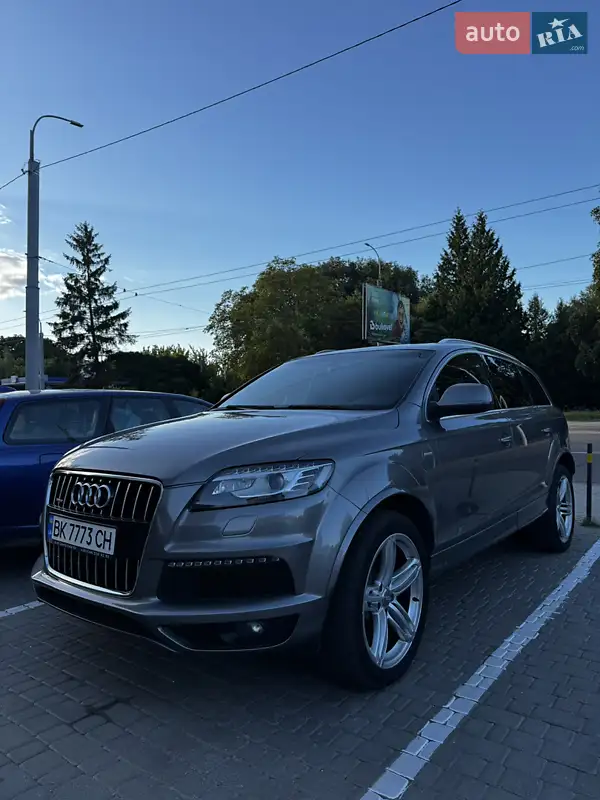 Audi Q7 2011