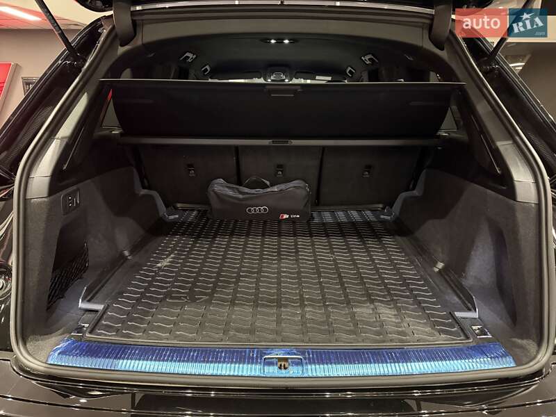 Внедорожник / Кроссовер Audi Q7 2023 в Одессе
