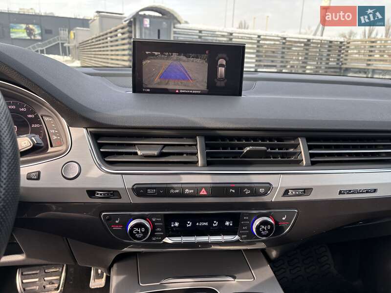Внедорожник / Кроссовер Audi Q7 2019 в Киеве