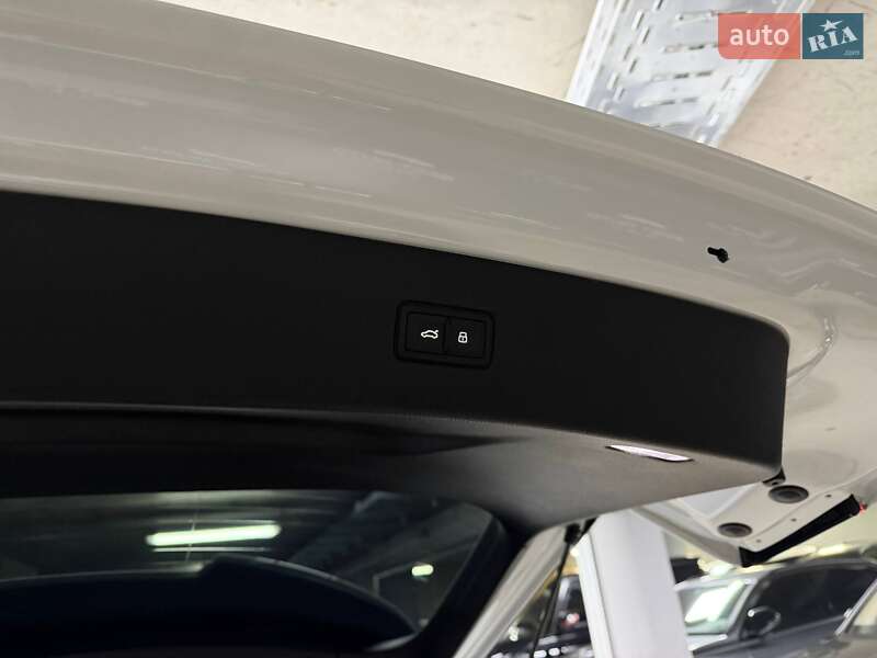 Позашляховик / Кросовер Audi Q7 2025 в Києві