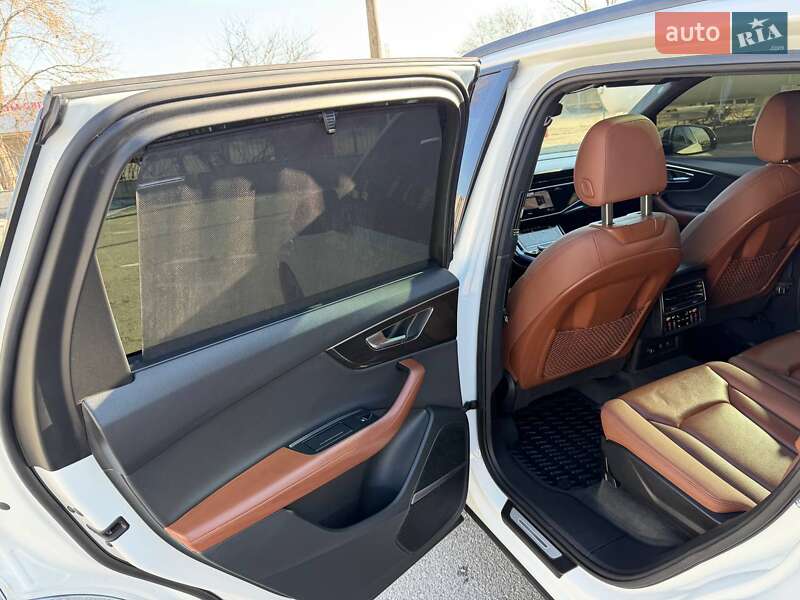 Внедорожник / Кроссовер Audi Q7 2020 в Запорожье