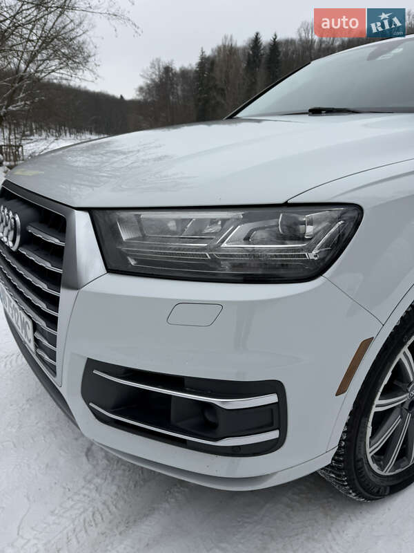 Внедорожник / Кроссовер Audi Q7 2016 в Виннице