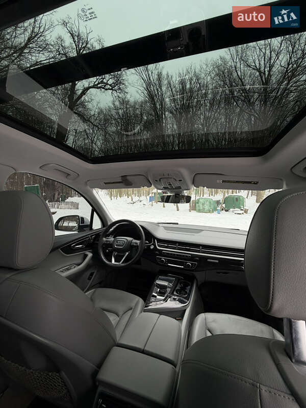 Внедорожник / Кроссовер Audi Q7 2016 в Виннице