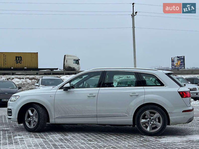 Внедорожник / Кроссовер Audi Q7 2015 в Львове фото 3 Внедорожник / Кроссовер Audi Q7 2015 в Львове
