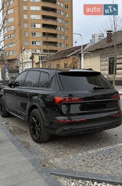 Внедорожник / Кроссовер Audi Q7 2019 в Днепре