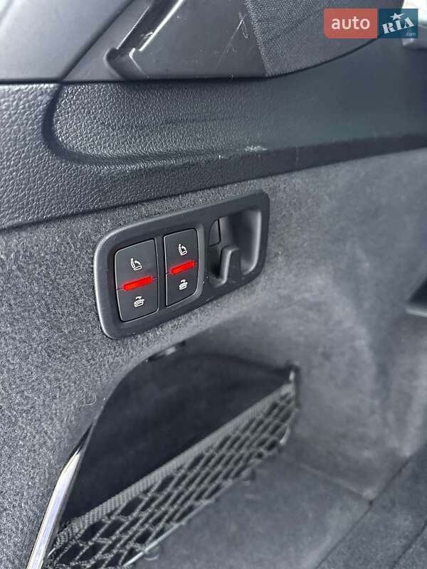 Внедорожник / Кроссовер Audi Q7 2017 в Барышевке