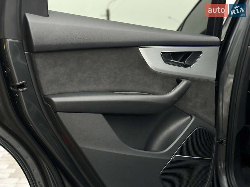 Внедорожник / Кроссовер Audi Q7 2021 в Ивано-Франковске