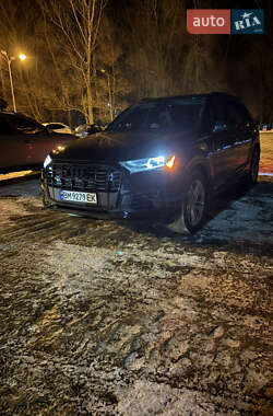 Внедорожник / Кроссовер Audi Q7 2019 в Сумах