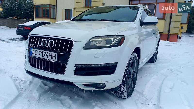 Позашляховик / Кросовер Audi Q7 2014 в Рівному