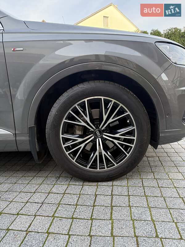 Внедорожник / Кроссовер Audi Q7 2015 в Ровно фото 30 Внедорожник / Кроссовер Audi Q7 2015 в Ровно