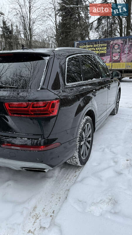 Внедорожник / Кроссовер Audi Q7 2018 в Киеве