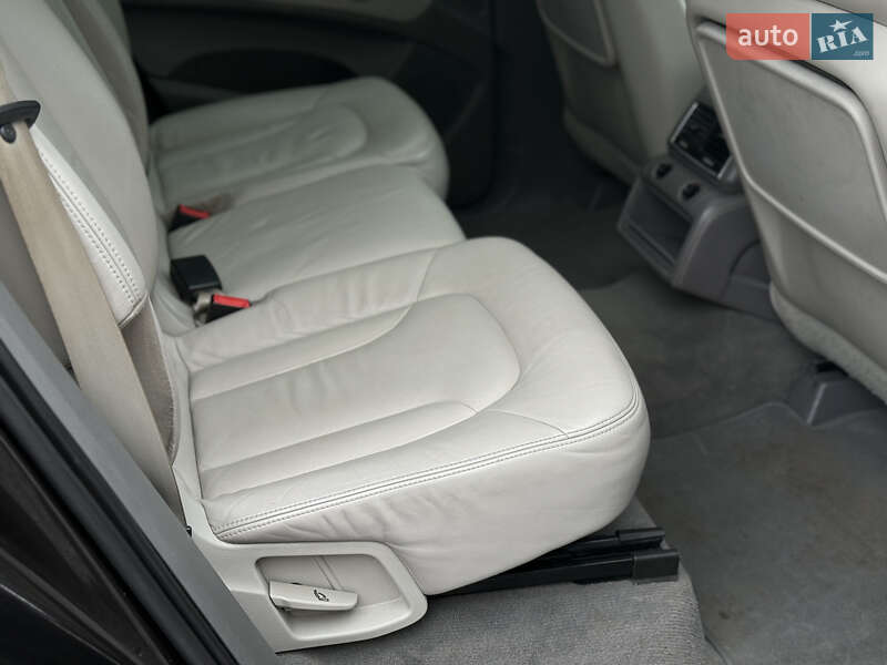 Внедорожник / Кроссовер Audi Q7 2009 в Тернополе