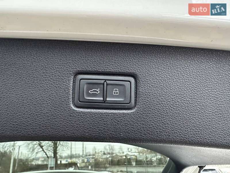 Позашляховик / Кросовер Audi Q7 2018 в Львові фото 27 Позашляховик / Кросовер Audi Q7 2018 в Львові