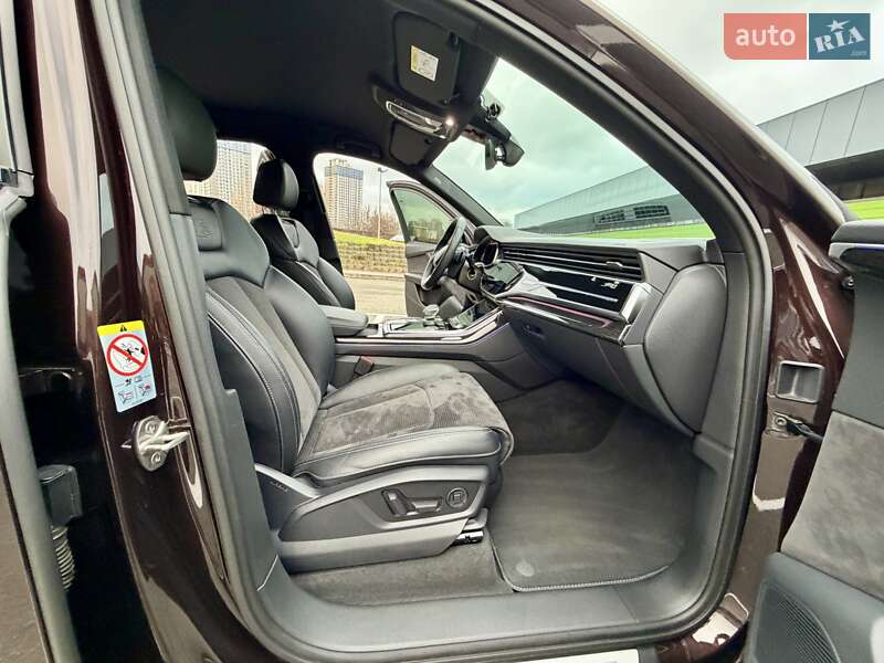 Позашляховик / Кросовер Audi Q7 2022 в Києві фото 46 Позашляховик / Кросовер Audi Q7 2022 в Києві