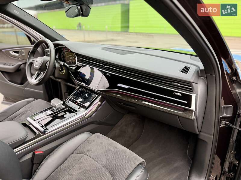 Позашляховик / Кросовер Audi Q7 2022 в Києві фото 47 Позашляховик / Кросовер Audi Q7 2022 в Києві