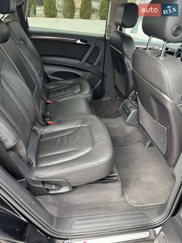 Позашляховик / Кросовер Audi Q7 2013 в Запоріжжі