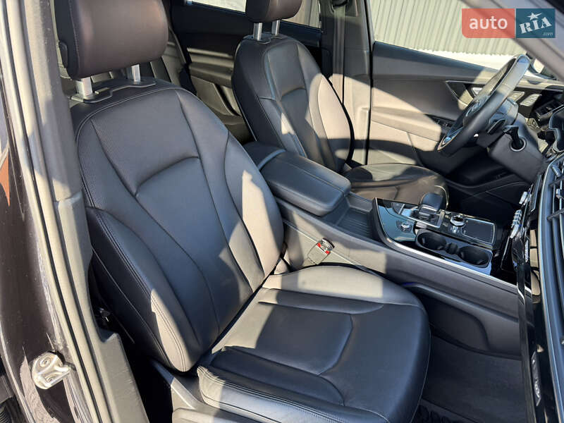 Позашляховик / Кросовер Audi Q7 2017 в Києві фото 14 Позашляховик / Кросовер Audi Q7 2017 в Києві