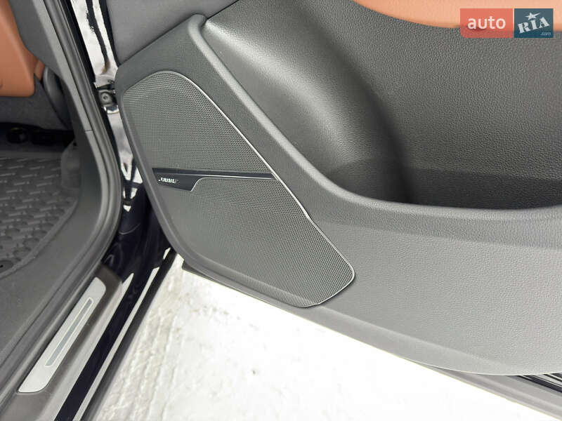 Позашляховик / Кросовер Audi Q7 2020 в Івано-Франківську