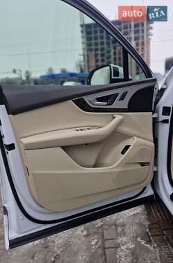 Позашляховик / Кросовер Audi Q7 2017 в Львові фото 25 Позашляховик / Кросовер Audi Q7 2017 в Львові