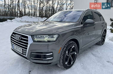 Внедорожник / Кроссовер Audi Q7 2017 в Луцке