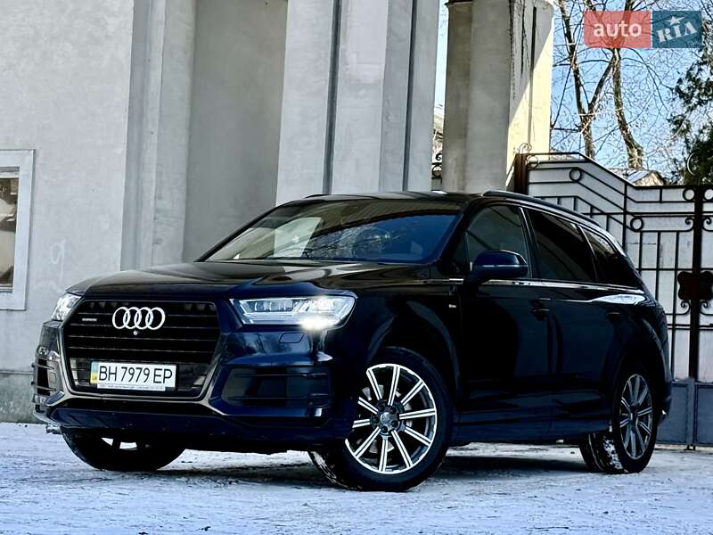 Позашляховик / Кросовер Audi Q7 2018 в Одесі