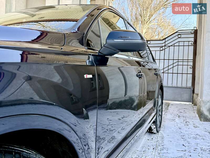 Позашляховик / Кросовер Audi Q7 2018 в Одесі