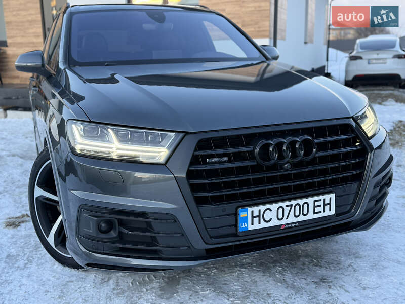 Внедорожник / Кроссовер Audi Q7 2016 в Стрые