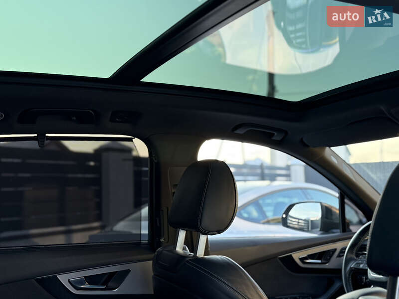 Внедорожник / Кроссовер Audi Q7 2016 в Стрые