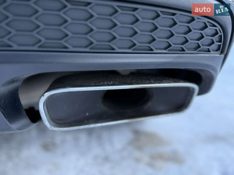 Внедорожник / Кроссовер Audi Q7 2016 в Стрые