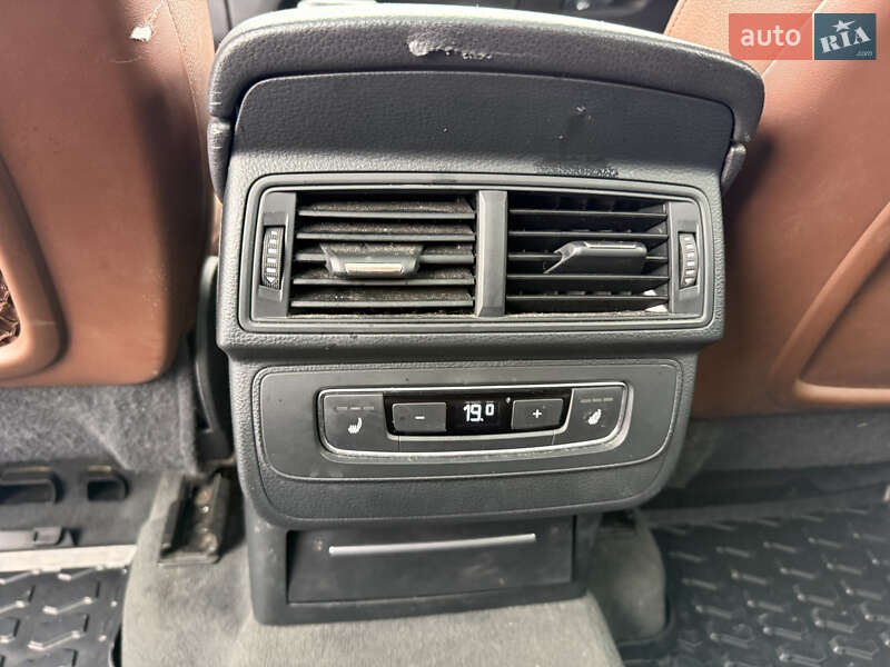 Позашляховик / Кросовер Audi Q7 2017 в Стрию