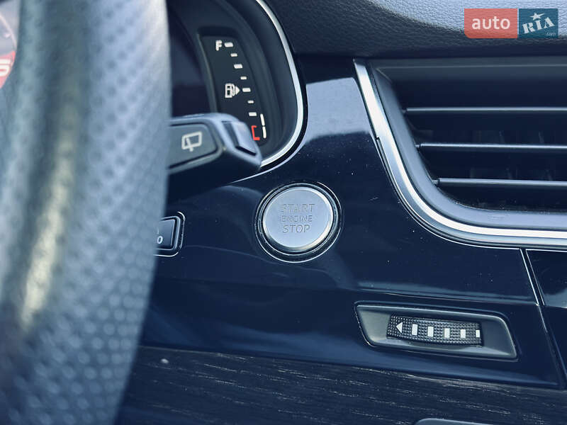 Внедорожник / Кроссовер Audi Q7 2016 в Кременчуге