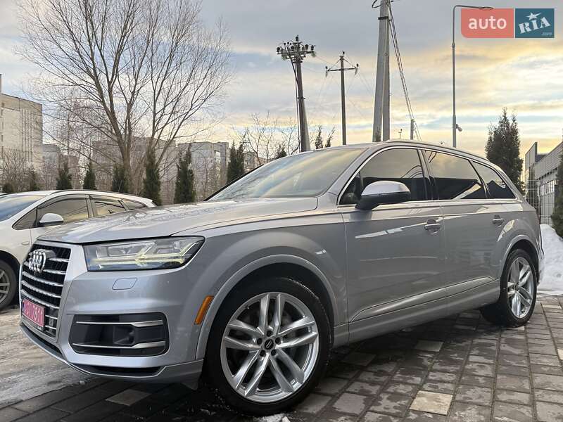 Внедорожник / Кроссовер Audi Q7 2016 в Дрогобыче