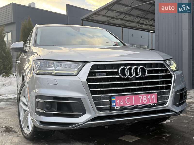 Внедорожник / Кроссовер Audi Q7 2016 в Дрогобыче