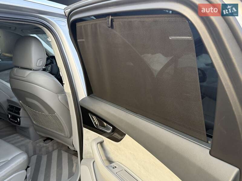 Внедорожник / Кроссовер Audi Q7 2016 в Дрогобыче