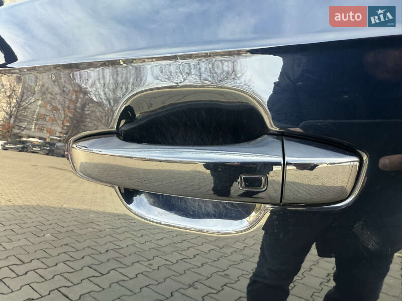 Позашляховик / Кросовер Audi Q7 2017 в Львові