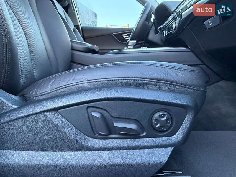 Внедорожник / Кроссовер Audi Q7 2017 в Ровно