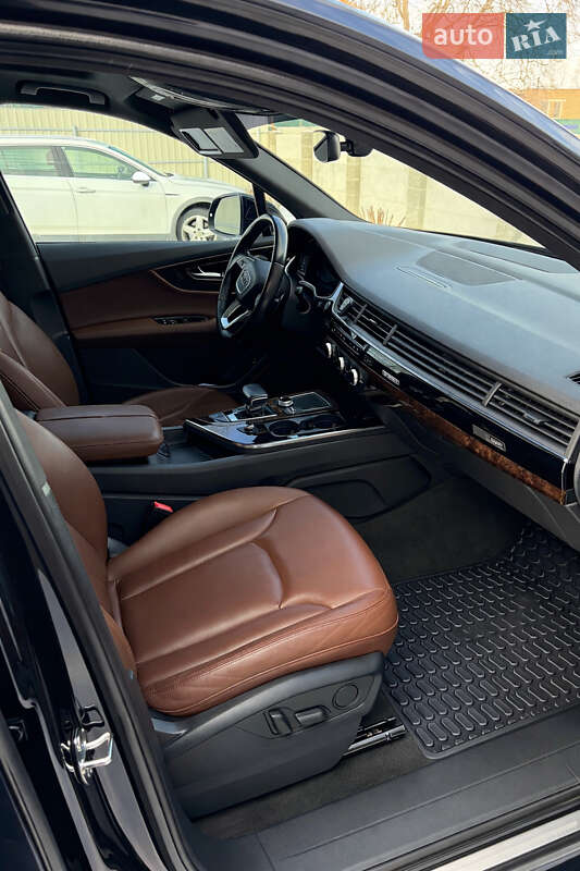 Внедорожник / Кроссовер Audi Q7 2016 в Полтаве фото 9 Внедорожник / Кроссовер Audi Q7 2016 в Полтаве