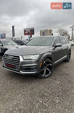 Позашляховик / Кросовер Audi Q7 2019 в Білогородці
