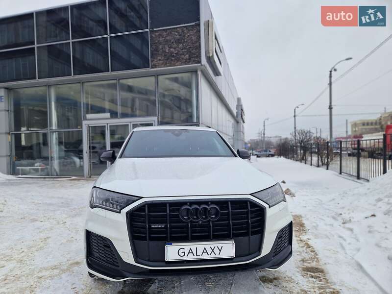 Внедорожник / Кроссовер Audi Q7 2023 в Харькове