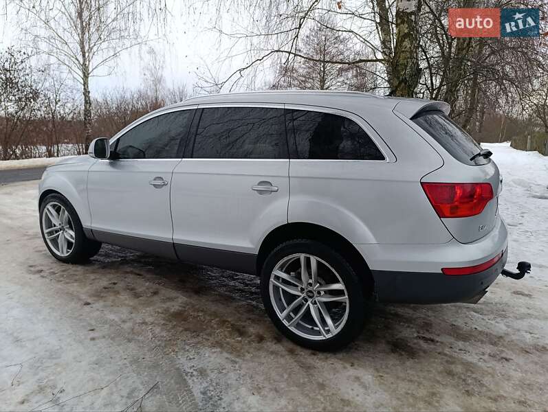Позашляховик / Кросовер Audi Q7 2006 в Ковелі