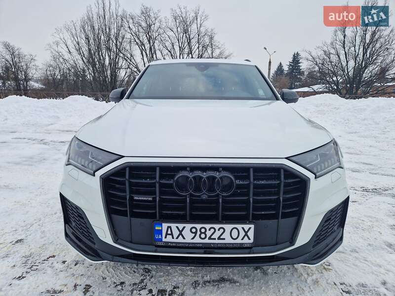 Внедорожник / Кроссовер Audi Q7 2023 в Харькове