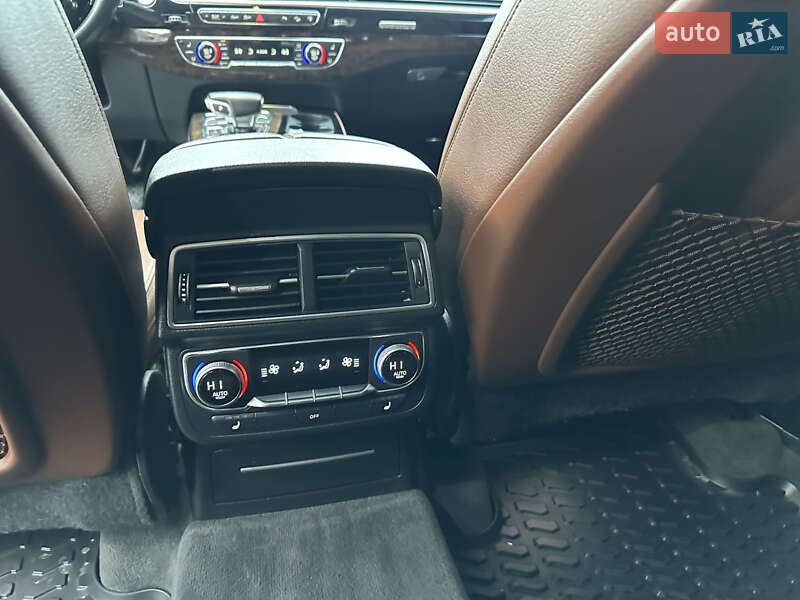 Внедорожник / Кроссовер Audi Q7 2017 в Дубно