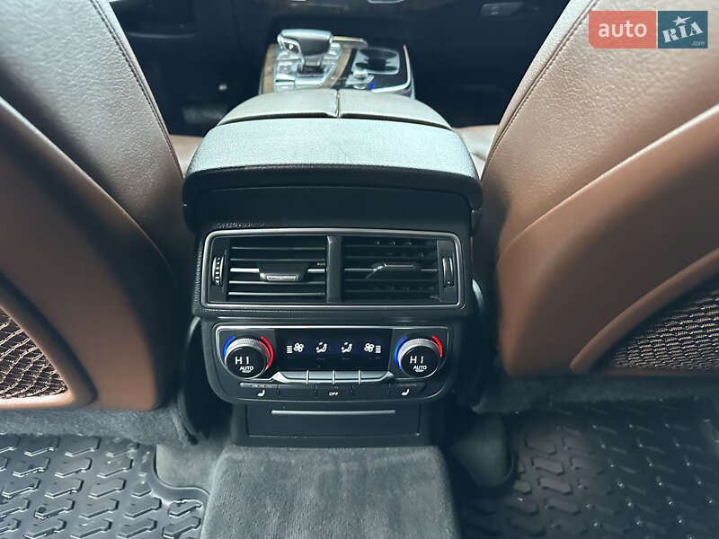 Внедорожник / Кроссовер Audi Q7 2017 в Дубно