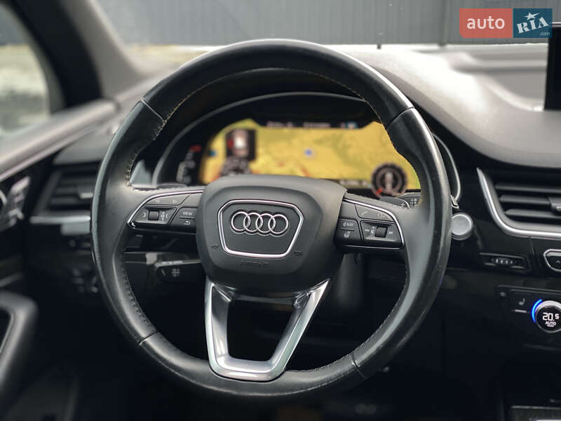 Внедорожник / Кроссовер Audi Q7 2016 в Луцке
