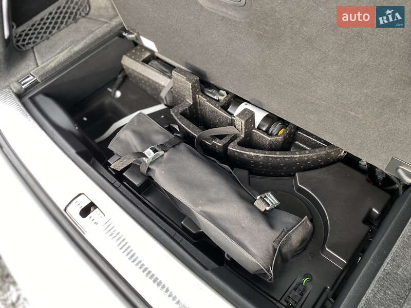 Внедорожник / Кроссовер Audi Q7 2016 в Луцке