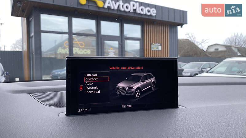 Внедорожник / Кроссовер Audi Q7 2016 в Луцке