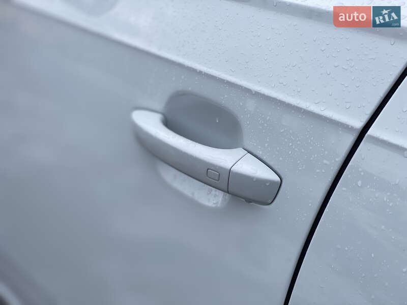 Внедорожник / Кроссовер Audi Q7 2016 в Луцке